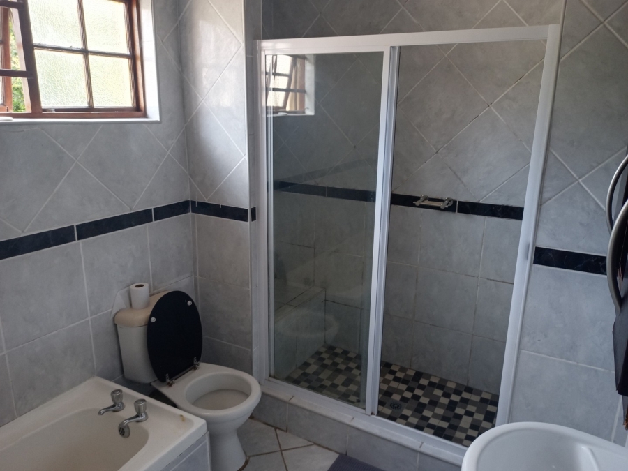 7 Bedroom Property for Sale in Berea Eastern Cape